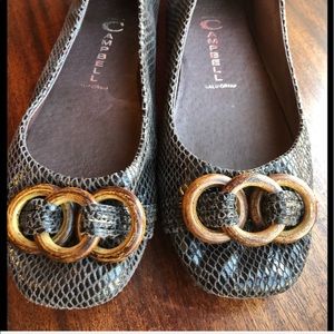 Jeffrey Campbell “flipped” sz 8  leather flats
